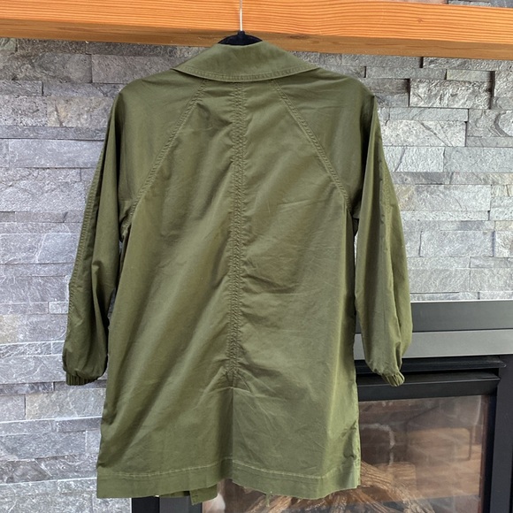 Cabi expedition jacket in army green XS - Picture 4 of 7